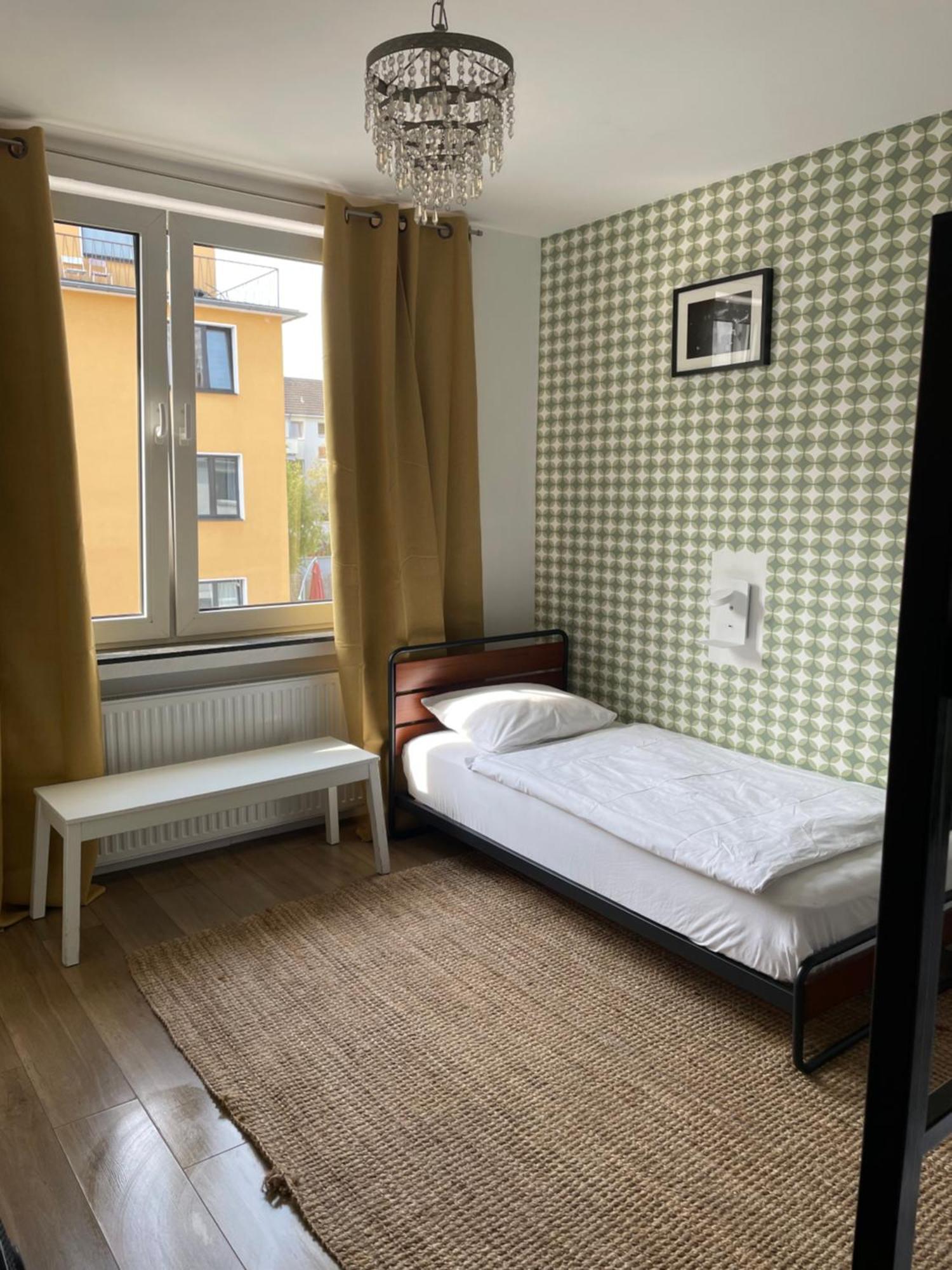 Weltempfaenger Backpacker Hostel Cologne Exterior photo