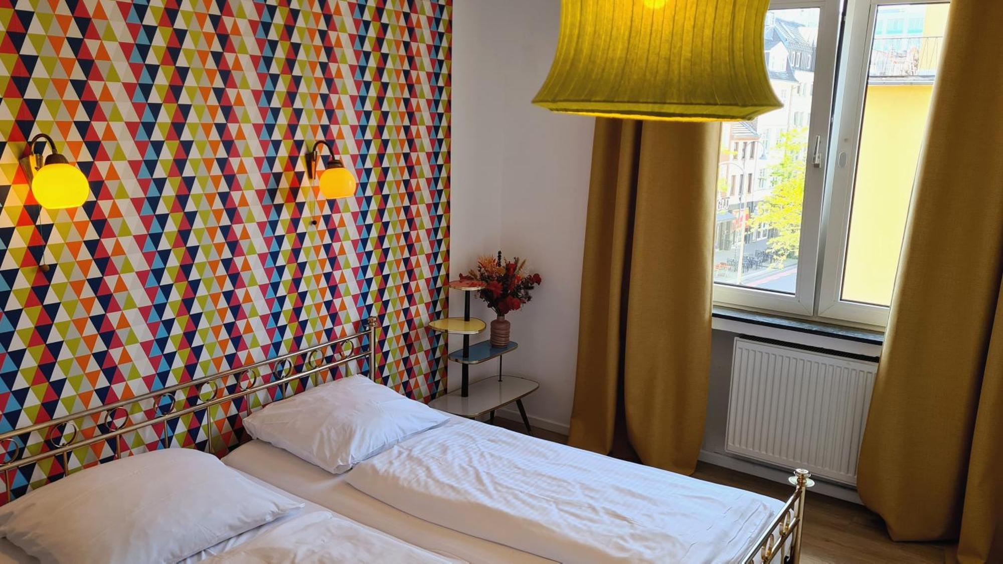 Weltempfaenger Backpacker Hostel Cologne Exterior photo